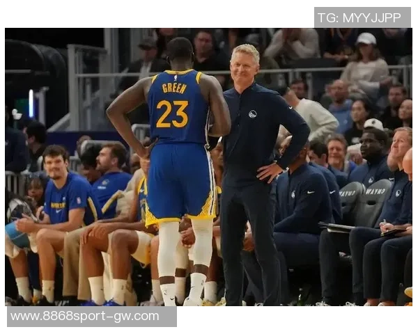 库里第三节狂飙20分助力球队逆转局势重燃胜利希望